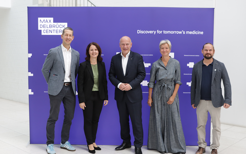 Gruppenbild mit Holger Gerhardt, Heike Graßmann, Kai Wegner, Katja Simon, Christoph Diebolder